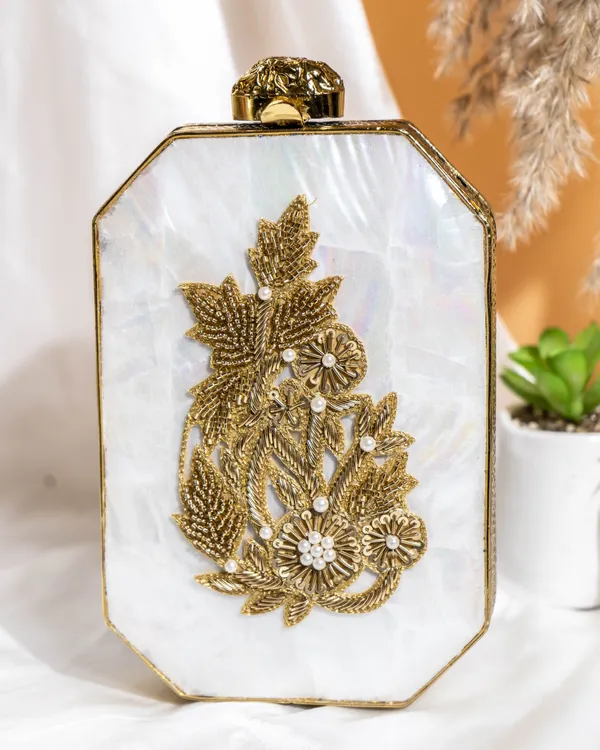 Elowen_Ivory_MOP_Clutch